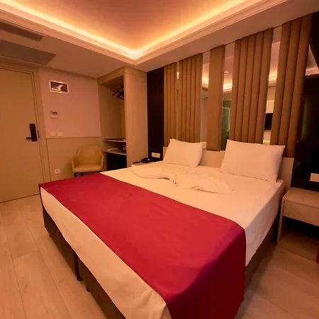 Solis Hotel 4*